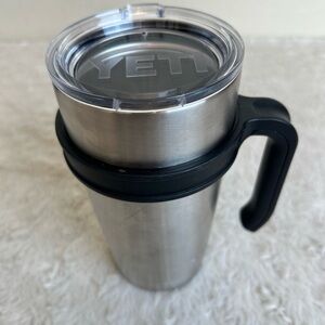 Yeti Silver Travel Mug with Black Handle 20oz